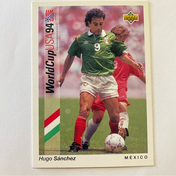 RARE HUGO SANCHEZ ROOKIE WORLD CUP CARD. MINT !!! - Picture 2 of 2
